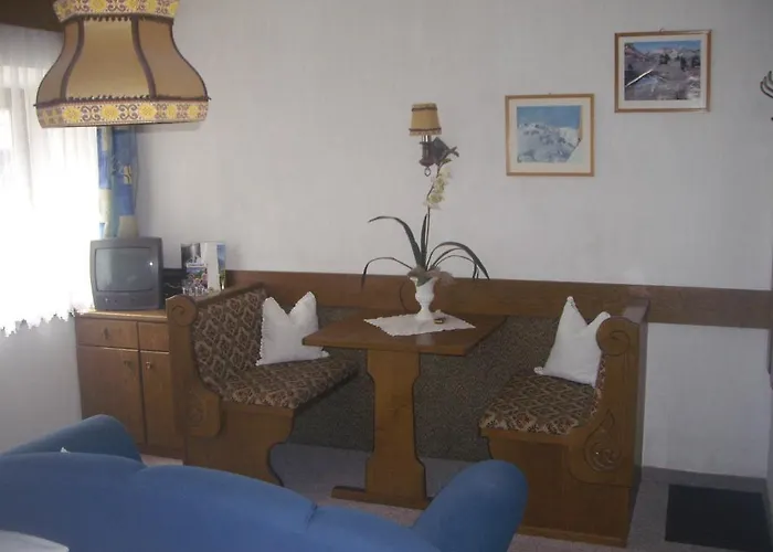 科伦斯皮特旅馆 *